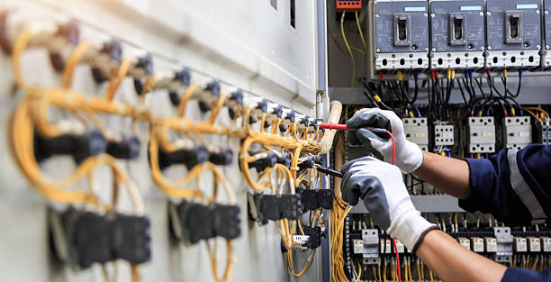 Professional Electrician technician working in Lowell, AR